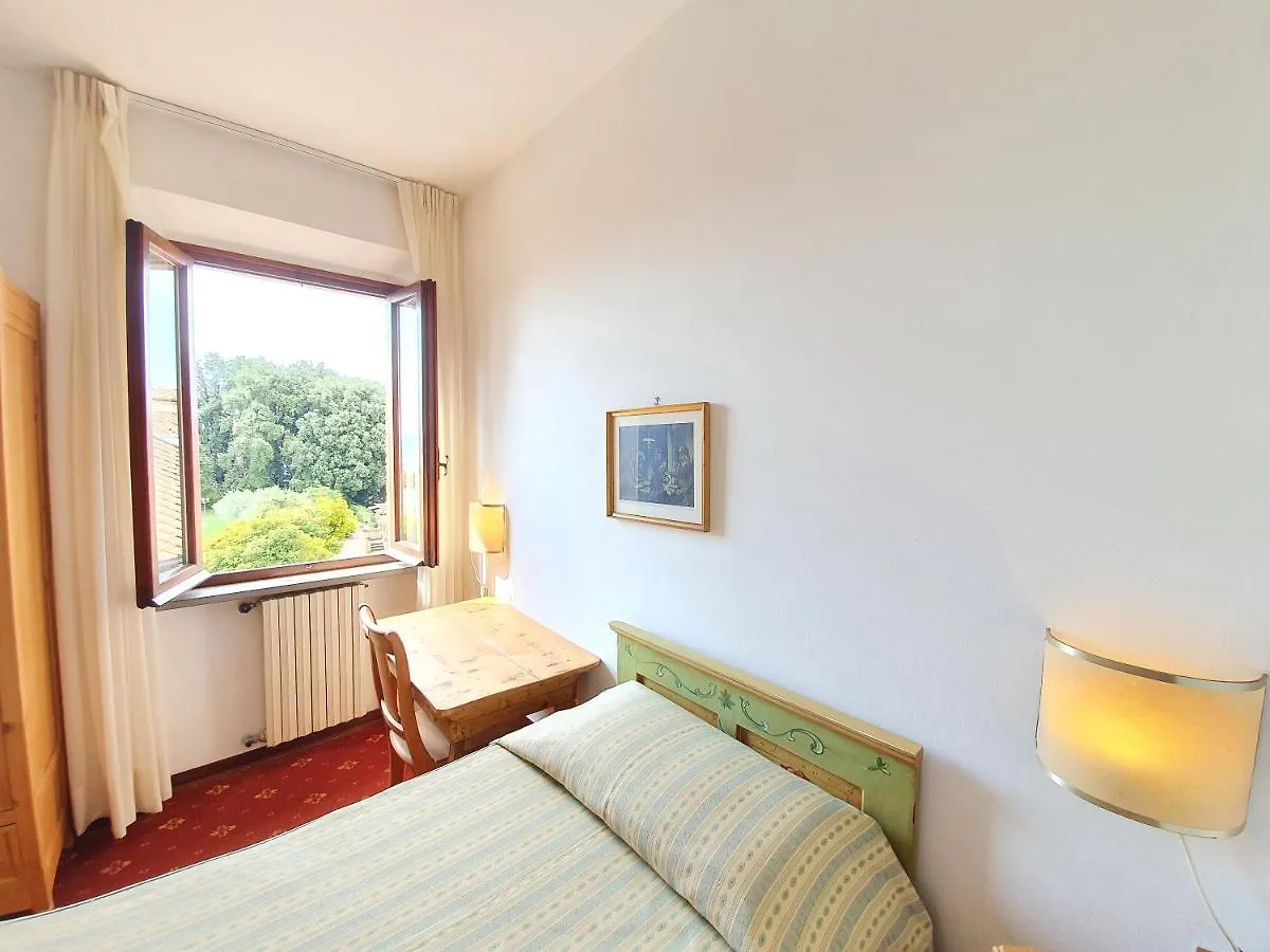 Villa Nencini Volterra 3*,