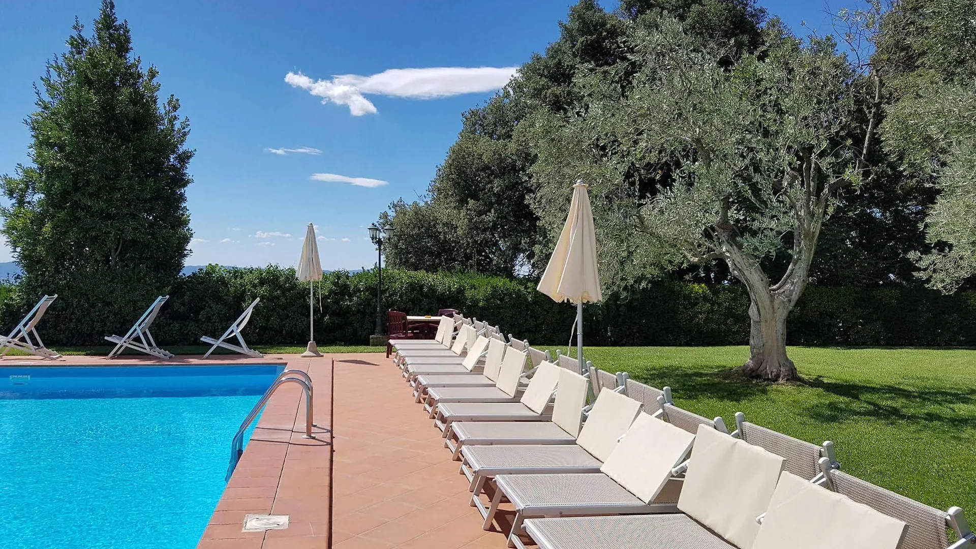 *** Hotel Villa Nencini Volterra Italy