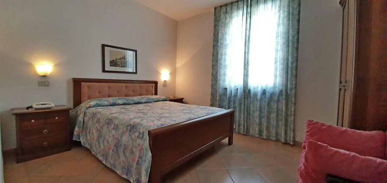 *** Hotel Villa Nencini Volterra Italy